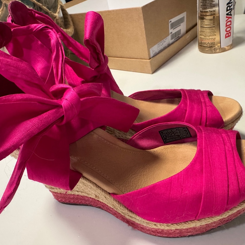 UGG Vibrant Pink Wedge Sandals